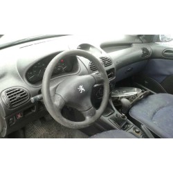peugeot 206 berlina del año 2000