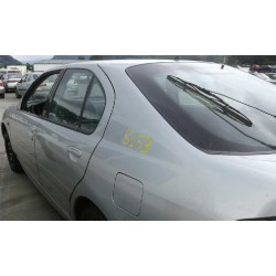nissan primera berlina (p11) del año 2001