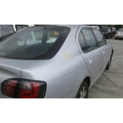 nissan primera berlina (p11) del año 2001
