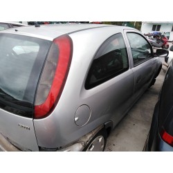 opel corsa c del año 2003