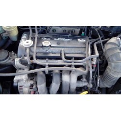 ford focus berlina (cak) del año 2000