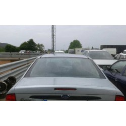 ford focus berlina (cak) del año 2002