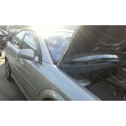 opel vectra c berlina del año 2005