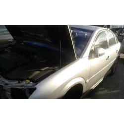 opel vectra c berlina del año 2005