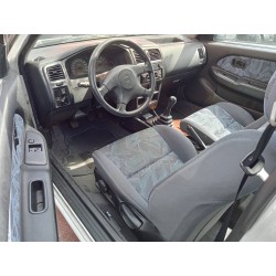 nissan almera (n15) del año 1999
