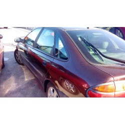 renault laguna (b56) del año 2000