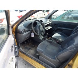 renault clio ii fase i (b/cbo) del año 2000