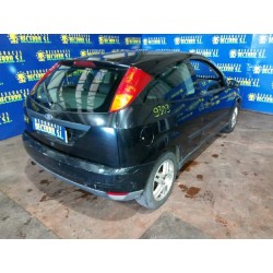 ford focus berlina (cak) del año 2001