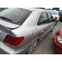 citroen xsara berlina del año 2001