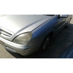 citroen xsara berlina del año 2001