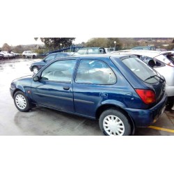 ford fiesta berlina del año 1998