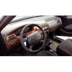 ford escort berlina/turnier del año 1998