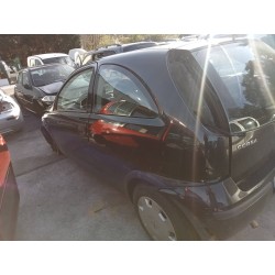 opel corsa c del año 2004