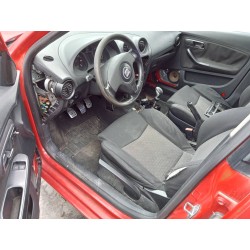 seat ibiza (6l1) del año 2003