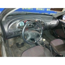citroen xsara berlina del año 1999