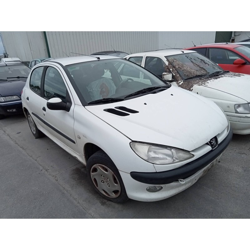 peugeot 206 berlina del año 2001