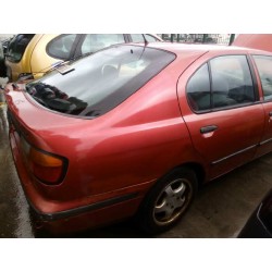 nissan primera berlina (p11) del año 1998