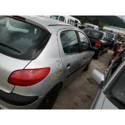 peugeot 206 berlina del año 2002