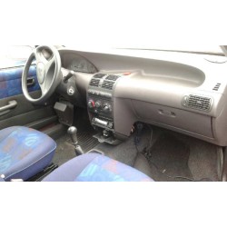 fiat punto berlina (176) del año 1999