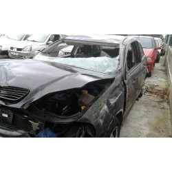 opel astra g berlina del año 2000