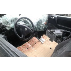 opel astra g berlina del año 2000