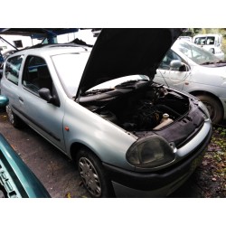 renault clio ii fase i (b/cbo) del año 2000