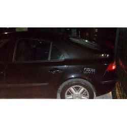 renault laguna ii (bg0) del año 2004