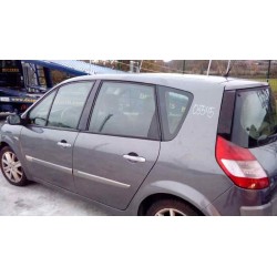 renault scenic ii del año 2004