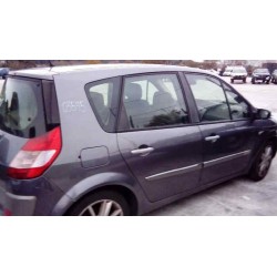 renault scenic ii del año 2004