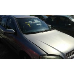 opel astra g berlina del año 2002