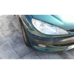 peugeot 206 berlina del año 2000