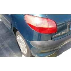 peugeot 206 berlina del año 2000
