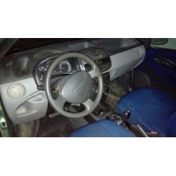 fiat punto berlina (188) del año 2000