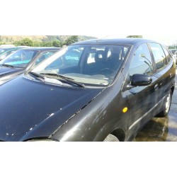 nissan almera tino (v10m) del año 2002