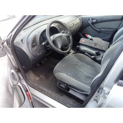 citroen xsara berlina del año 2002