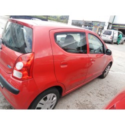 nissan pixo (uao) del año 2001