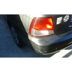 hyundai accent (x3) del año 2001