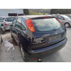 ford focus berlina (cak) del año 2004