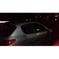 peugeot 206 berlina del año 2001