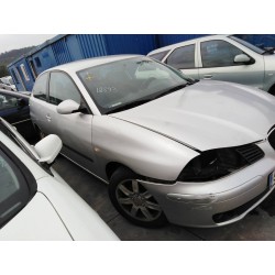 seat ibiza (6l1) del año 2004