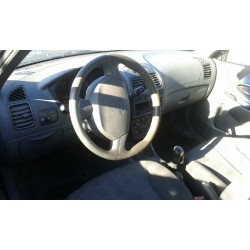 hyundai accent (x3) del año 2001