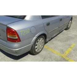 opel astra g berlina del año 2001