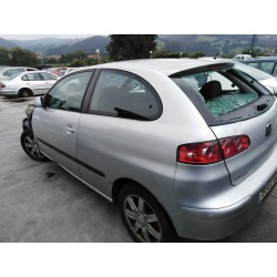 seat ibiza (6l1) del año 2004