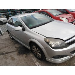 opel astra gtc del año 2009