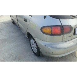 daewoo lanos del año 2002