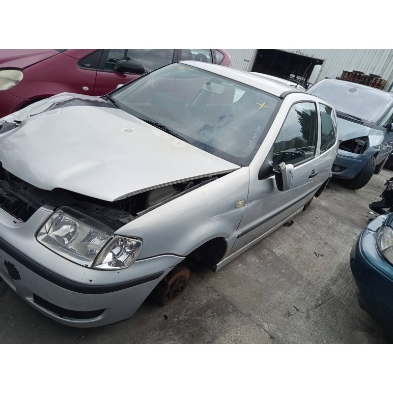 volkswagen polo berlina (6n2) del año 2000
