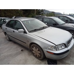 volvo s40 berlina del año 2003