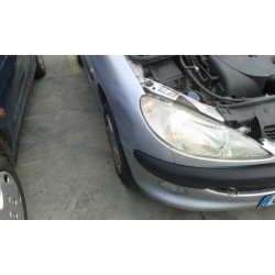 peugeot 206 berlina del año 2001