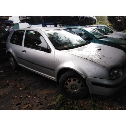 volkswagen golf iv berlina (1j1) del año 2000
