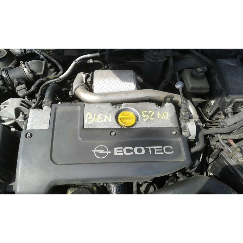 opel vectra b berlina del año 2000